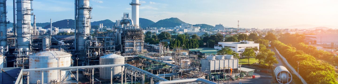 Adobe Stock 306624047 refinery